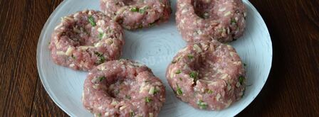 котлеты павлиний глаз с перепелиными яйцами. Шаг 7