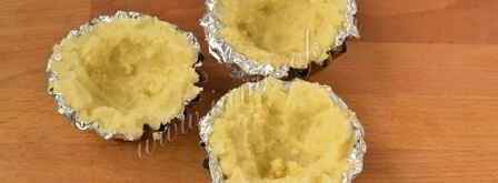 куриные котлеты в картофельных корзиночках. Шаг 7