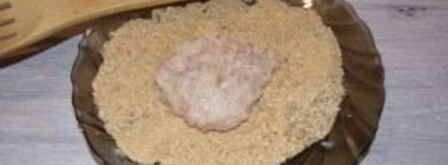 нежные куриные котлеты. Шаг 5