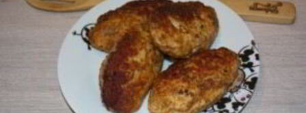 нежные куриные котлеты. Шаг 7