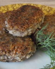 Вегетарианские котлеты из гречки