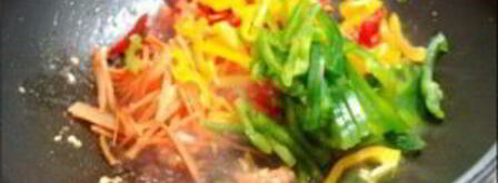 лапша в воке. Шаг 4