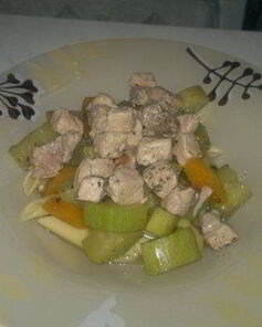 Паста с двумя видами свинины и овощами