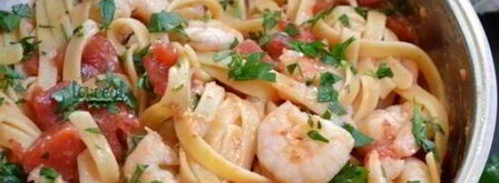 паста с креветками и томатами. Шаг 9