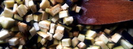 паста, запеченная со сливочно-куриным соусом и капонатой. Шаг 3