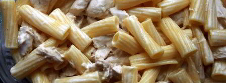 паста, запеченная со сливочно-куриным соусом и капонатой. Шаг 10