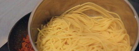 спагетти под соусом болоньезе. Шаг 13