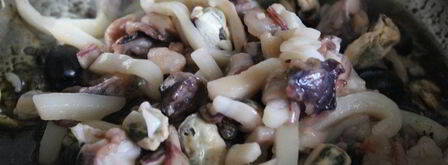 спагетти с дарами моря и маслинами. Шаг 9