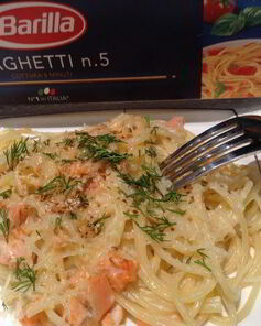 Спагетти с рыбкой