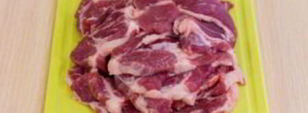 мясо с картофелем под майонезом. Шаг 3