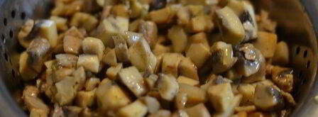 пекинская уточка карри, фаршированная рисом, сыром и грибами. Шаг 10