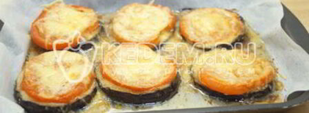 баклажаны с помидорами и сыром меладжо. Шаг 10