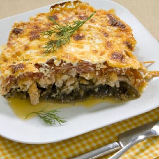 Рецепт баклажанов, запеченных с куриным филе