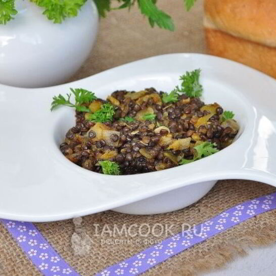 Рецепт кабачков тушеных в морковном соке с чечевицей