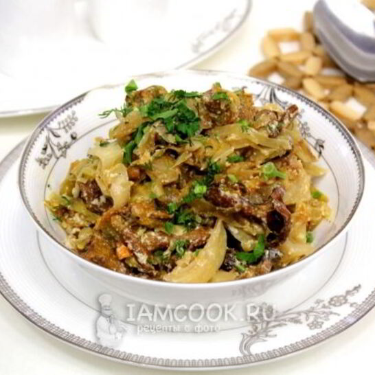 Рецепт тушеной капусты с грибами в мультиварке