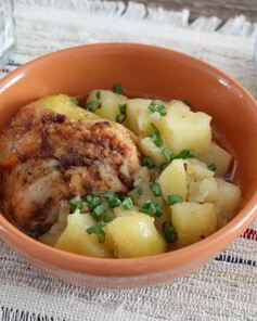 Тушеная картошка с курицей в духовке