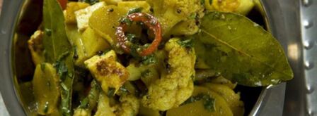 тушеный картофель с цветной капустой. Шаг 4