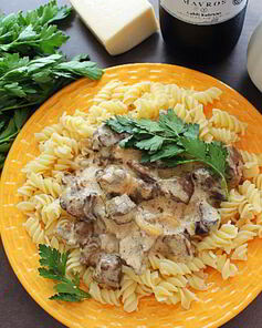 Куриная печень в соусе Морне