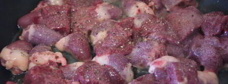 жареная куриная печень с сердечками. Шаг 5