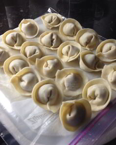 Пельмени c курицей и грибами