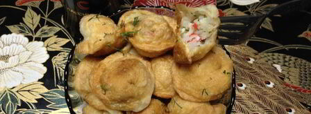 жареные пельмени с рисом и крабовыми палочками. Шаг 8