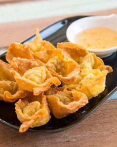 Жареные вонтоны с креветками