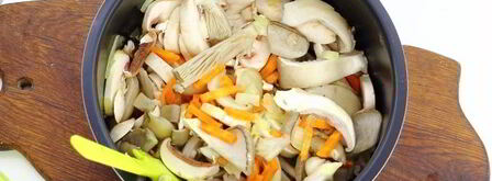 плов с грибами в мультиварке. Шаг 7