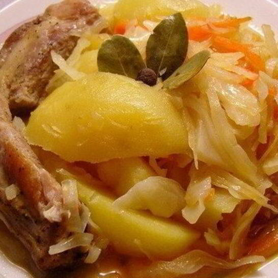 Рецепт овощного рагу с капустой и свининой