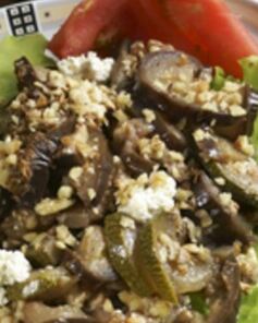 Овощное рагу с орехами