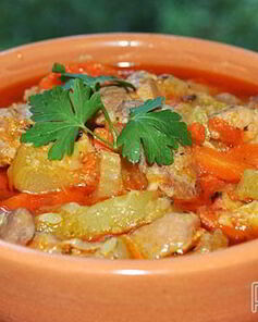Рагу из свинины с кабачками