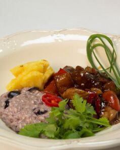 Пряная индейка с виноградным ризотто