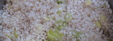 ризотто с лососем и зеленым горошком. Шаг 4