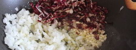 свекольный ризотто с цикорием. Шаг 3