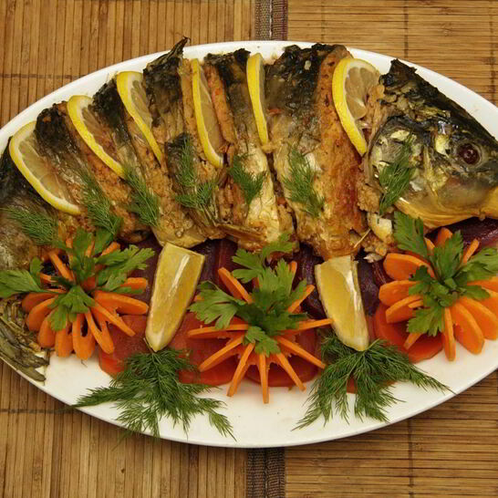 Рецепт карпа, запеченного с овощами в духовке