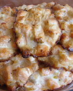 Кета запеченная с луком