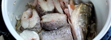 щука тушеная в мультиварке. Шаг 4