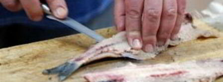 селедка соленая. Шаг 3