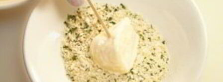 сулугуни, жаренный в сухарях. Шаг 4