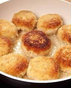 Рыбные клецки в сливочном соусе