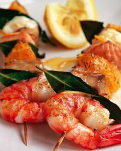 Рыбные шашлыки с креветками