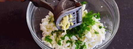 шашлык из баклажана в кляре с сыром. Шаг 8