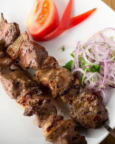 Шашлык в маринаде с чесноком, луком и соевым соусом