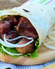 Свиной шашлык в лаваше