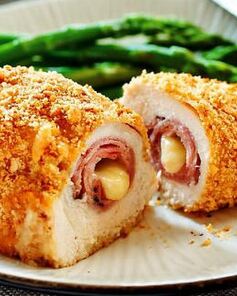 Куриный шницель Кордон блю