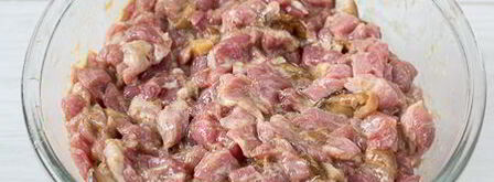 рубленые шницели из свинины с грибами. Шаг 4