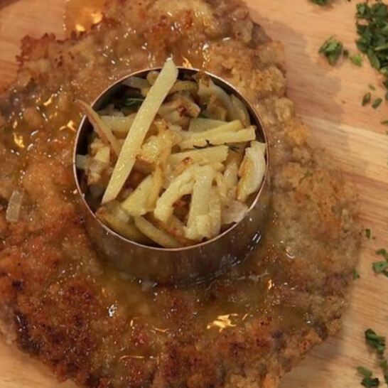 Рецепт венский шницель с жареным картофелем