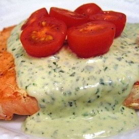 Рецепт нежного стейка форели в сливочном соусе