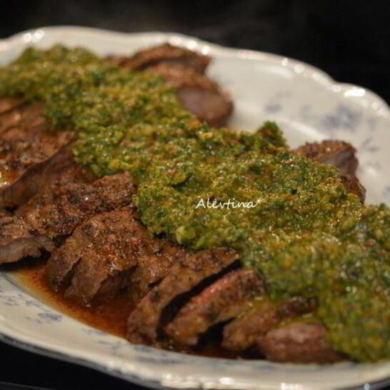 Рецепт стейка говяжий с соусом чимичурри