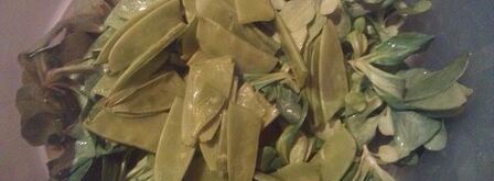 стейк из белой рыбы с пюре и весенним салатом. Шаг 4