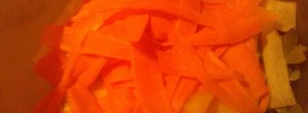 стейк из белой рыбы с пюре и весенним салатом. Шаг 7